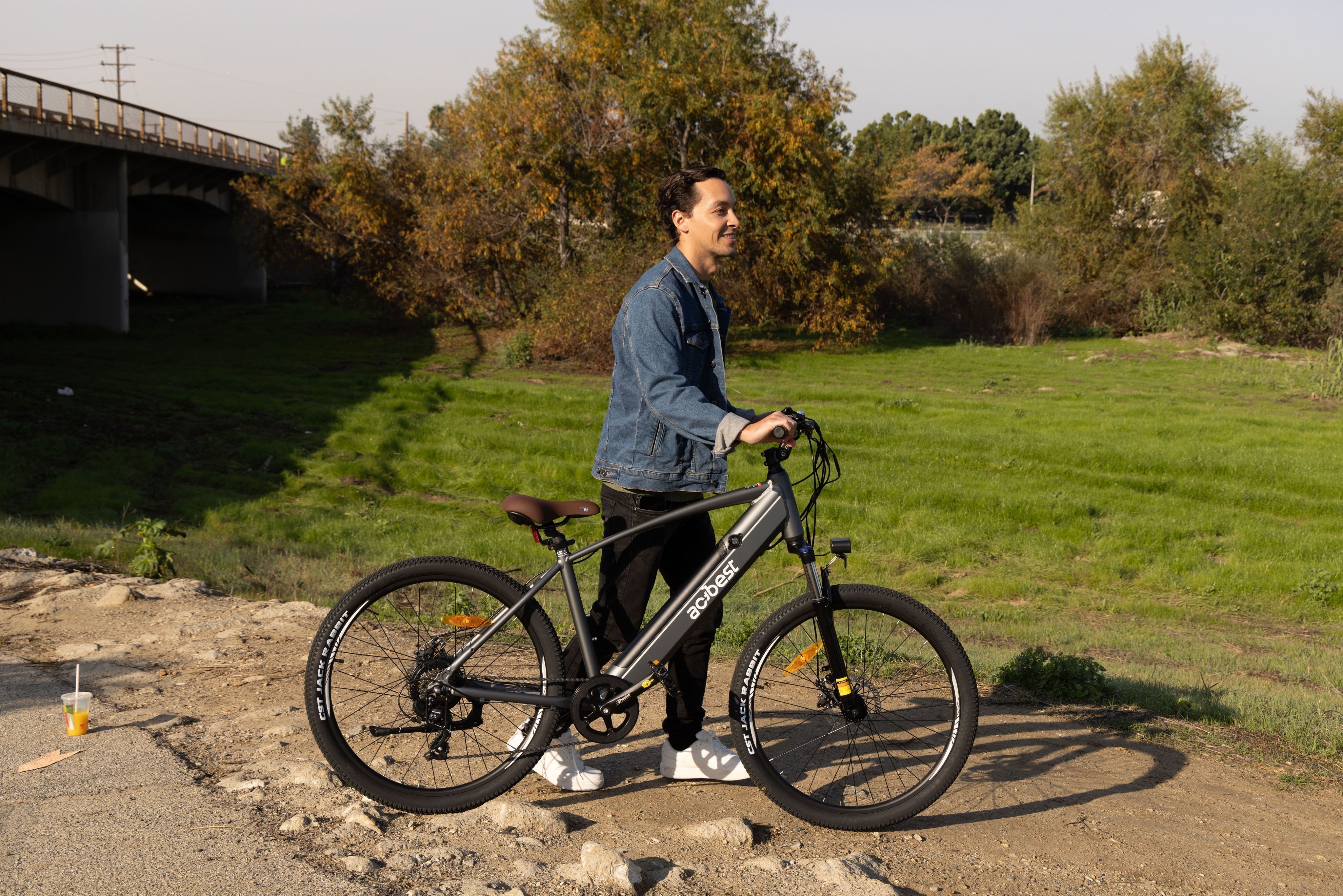 City Commuters Love Step-Through E-Bikes – Here's Why