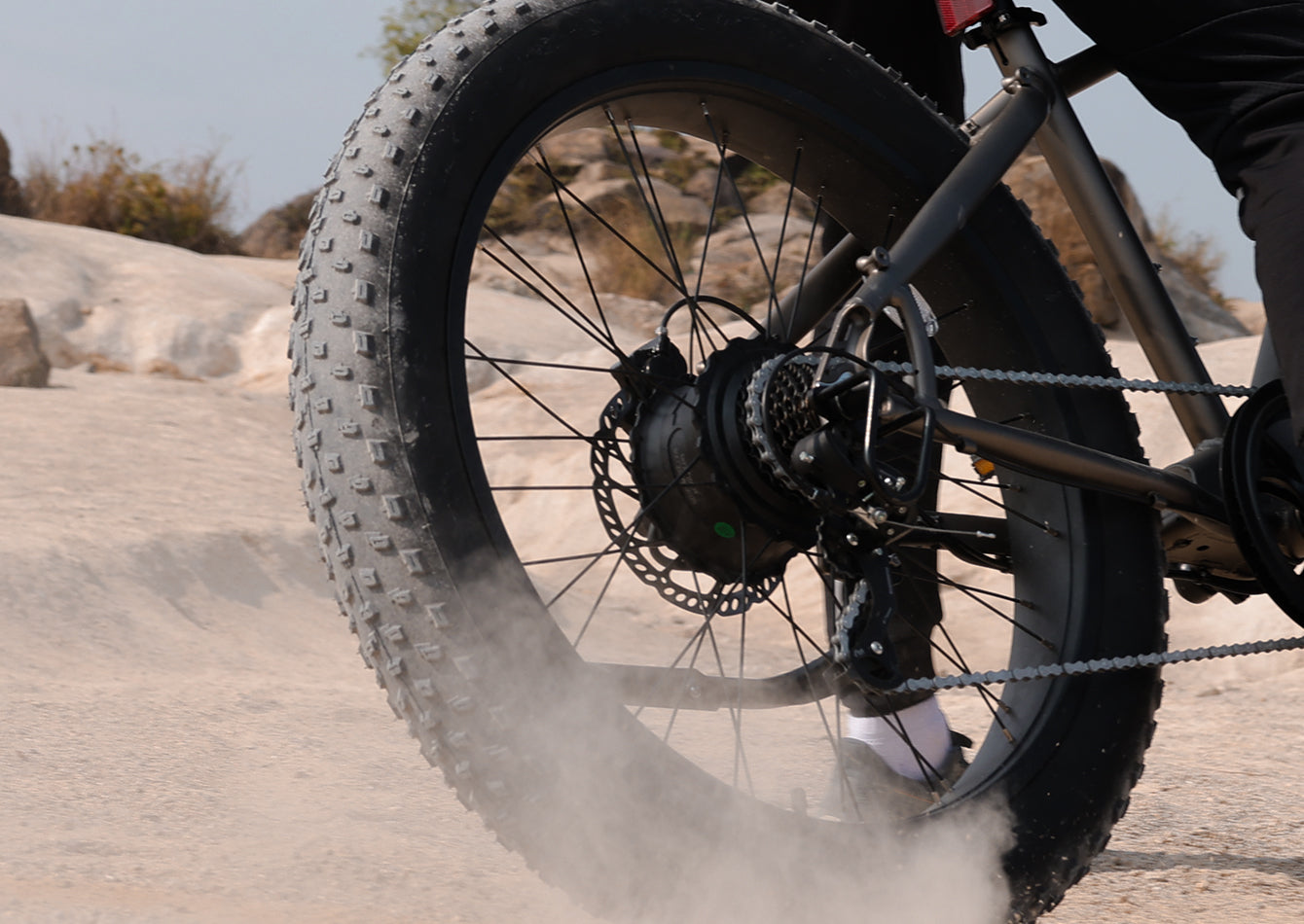 26x4" Fat Tire Bike for Rough Terrains